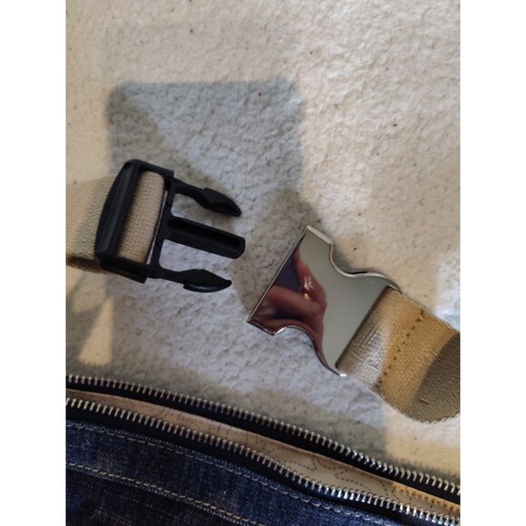 True Religion Semi-Circle Denim Crossbody Hobo Bag Purse Dark Wash NWOT - Picture 5 of 9